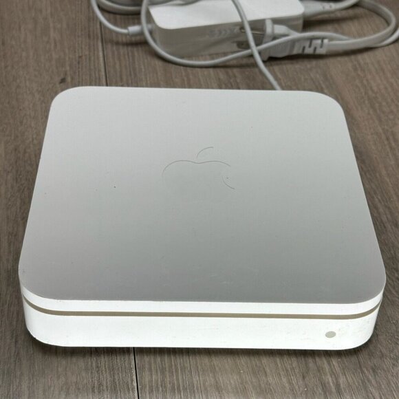 Apple AirPort Extreme Base Station 4th Gen 802.11n WiFi Router A1354 - Picture 3 of 9